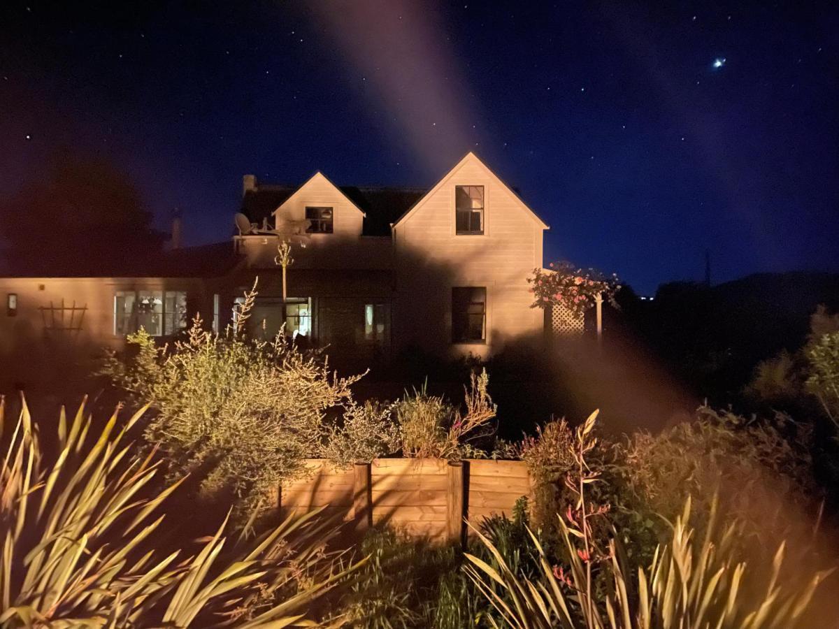 Ashley Villa Bnb Takaka Exterior foto